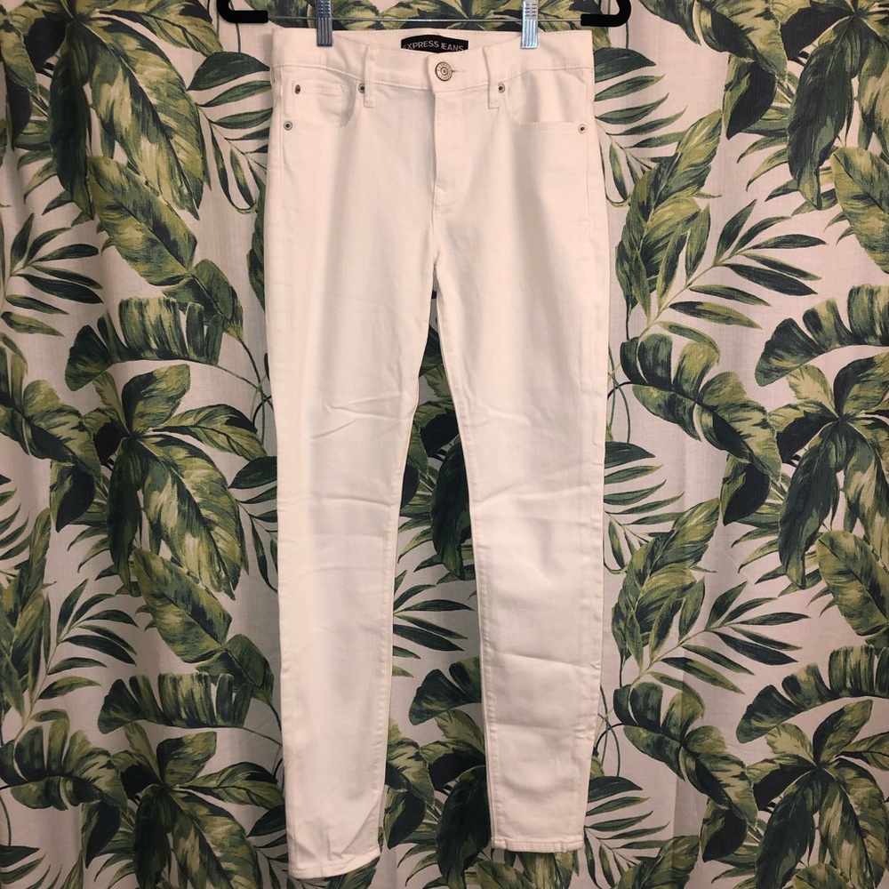 White denim legging from Express